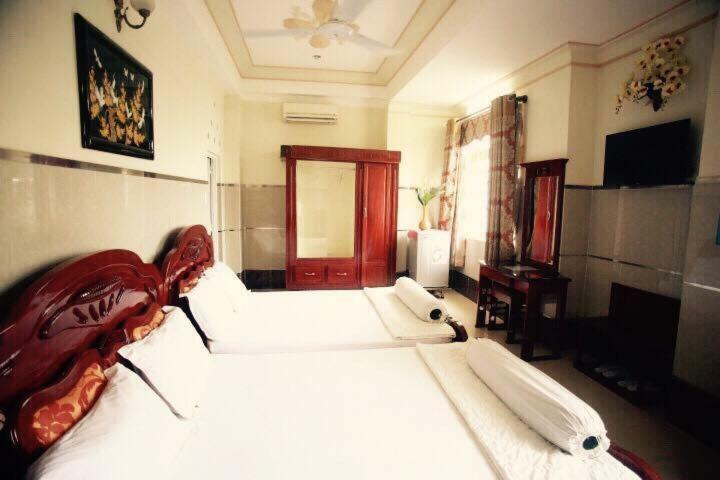 Tan Dat Hoa Hotel & Massage Thành Pho Ho Chí Minh Esterno foto