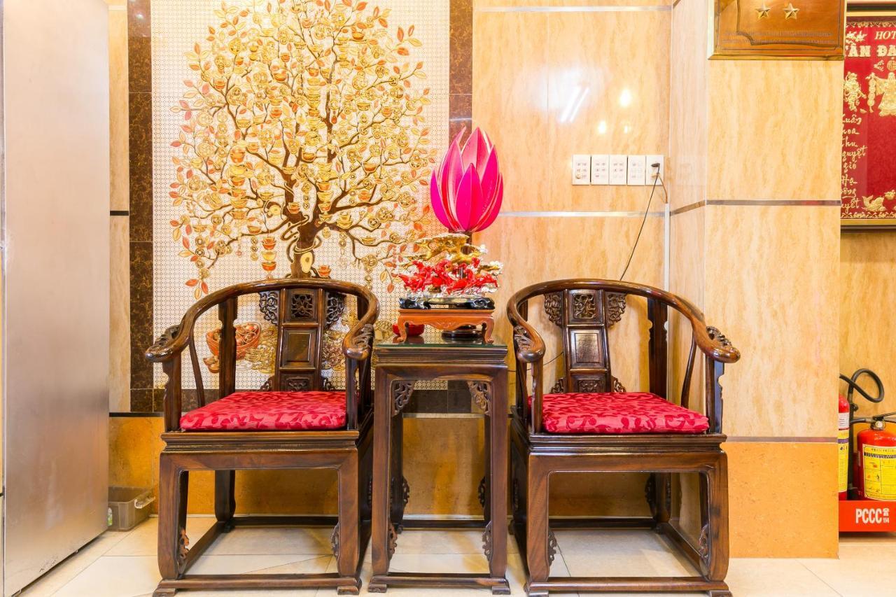 Tan Dat Hoa Hotel & Massage Thành Pho Ho Chí Minh Esterno foto
