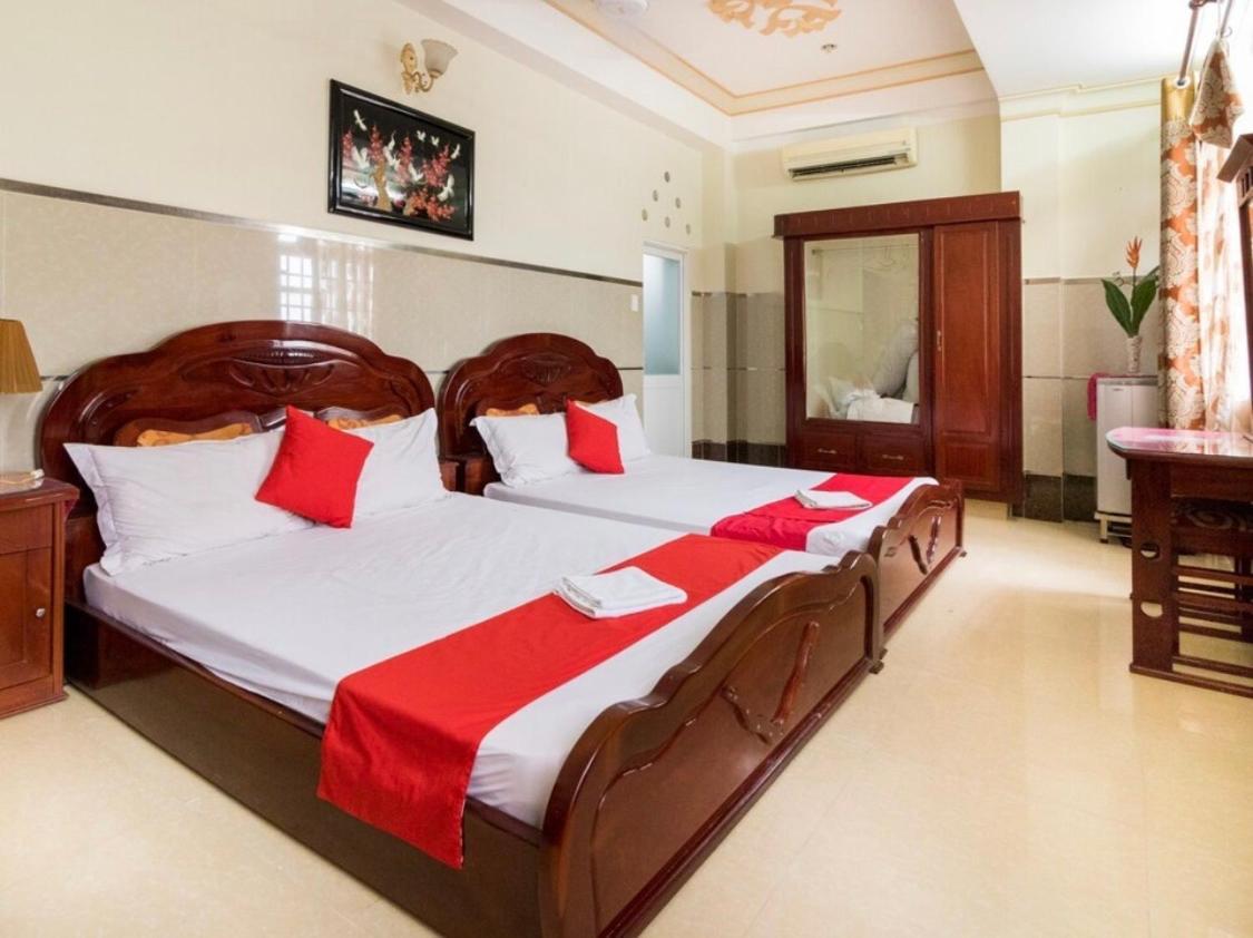 Tan Dat Hoa Hotel & Massage Thành Pho Ho Chí Minh Esterno foto